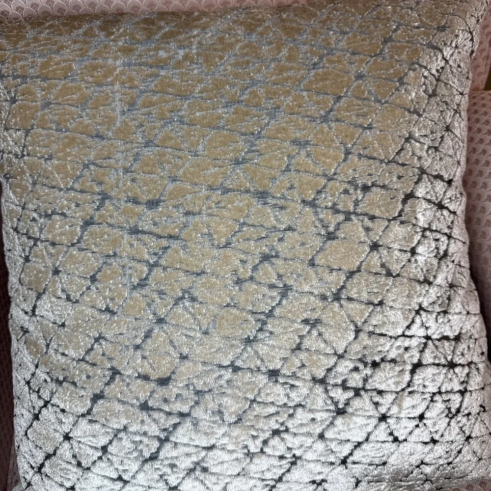 Tahari Home elie tahari